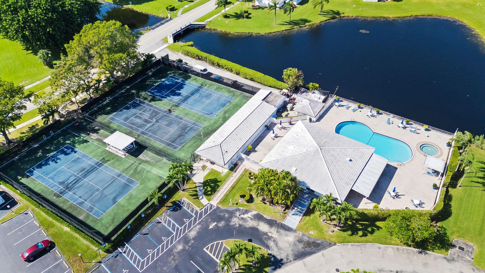 Lauderdale West - Residential