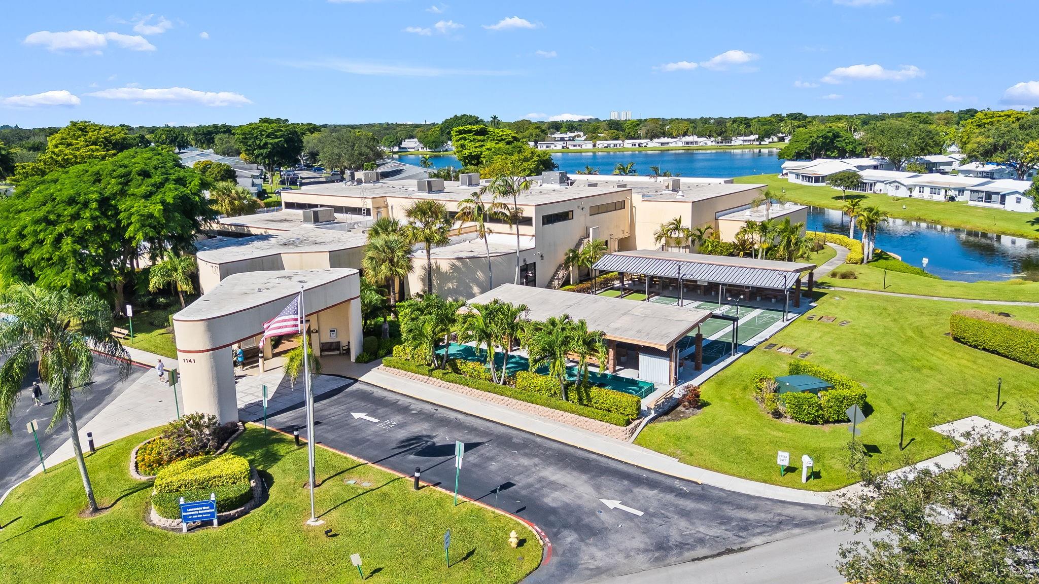 Lauderdale West - Residential