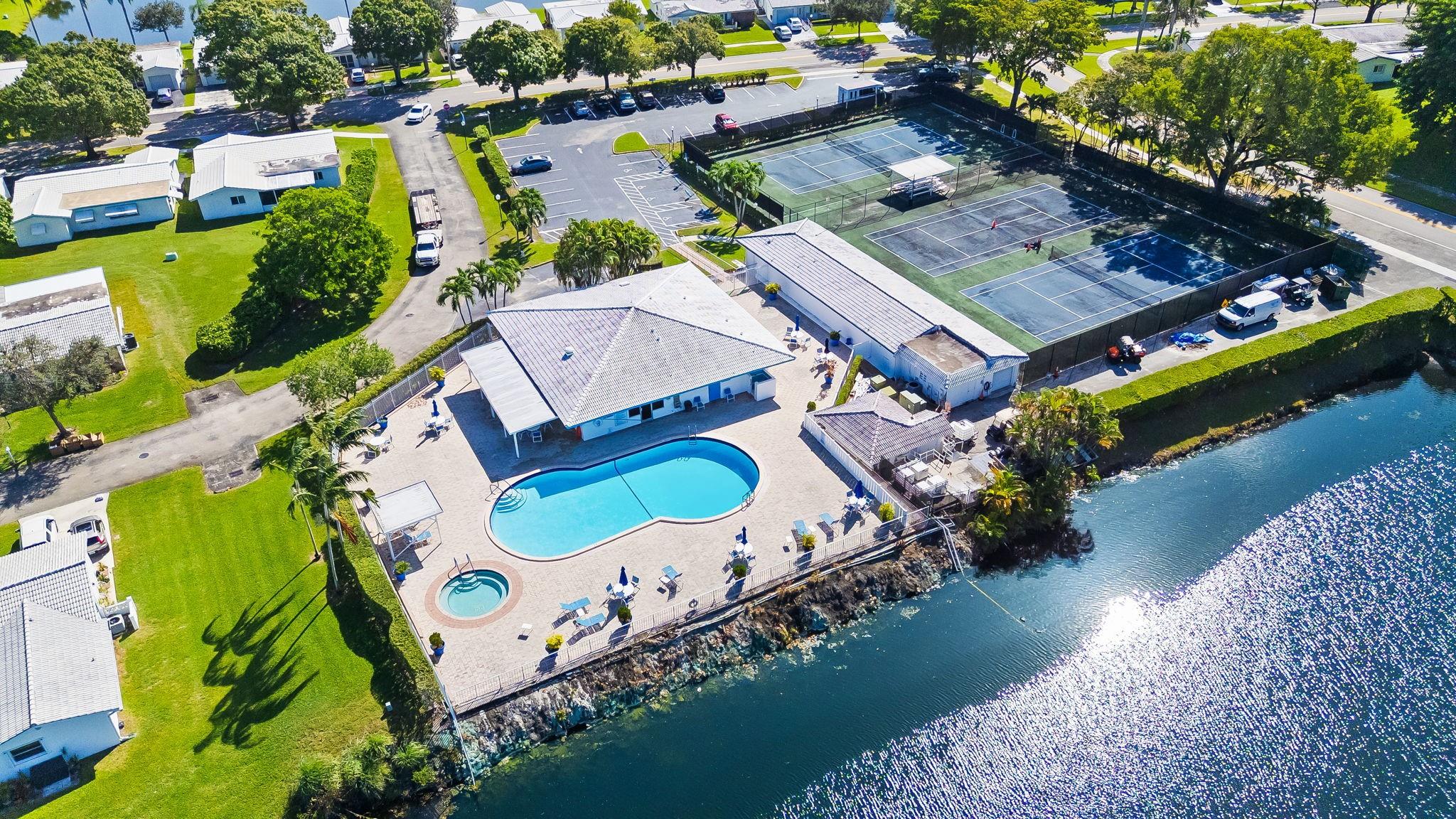 Lauderdale West - Residential