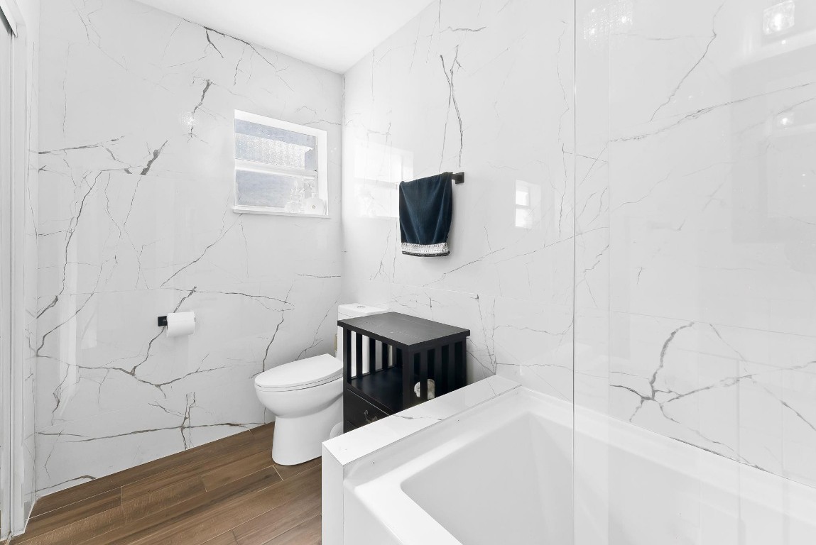 Lauderdale West - Residential