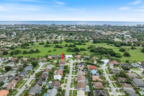 Tiny photo for 301 SANDALWOOD Lane, Boca Raton, FL 33487 (MLS # B26073190)