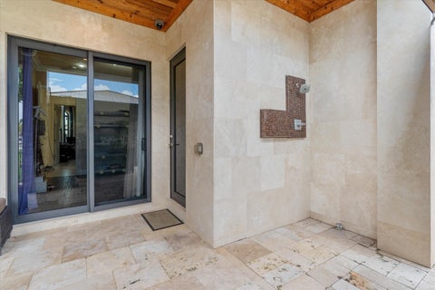 Tiny photo for 301 SANDALWOOD Lane, Boca Raton, FL 33487 (MLS # B26073190)