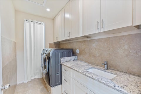 Tiny photo for 301 SANDALWOOD Lane, Boca Raton, FL 33487 (MLS # B26073190)