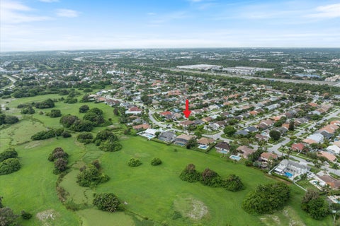 Tiny photo for 301 SANDALWOOD Lane, Boca Raton, FL 33487 (MLS # B26073190)