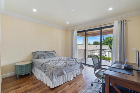 Tiny photo for 301 SANDALWOOD Lane, Boca Raton, FL 33487 (MLS # B26073190)