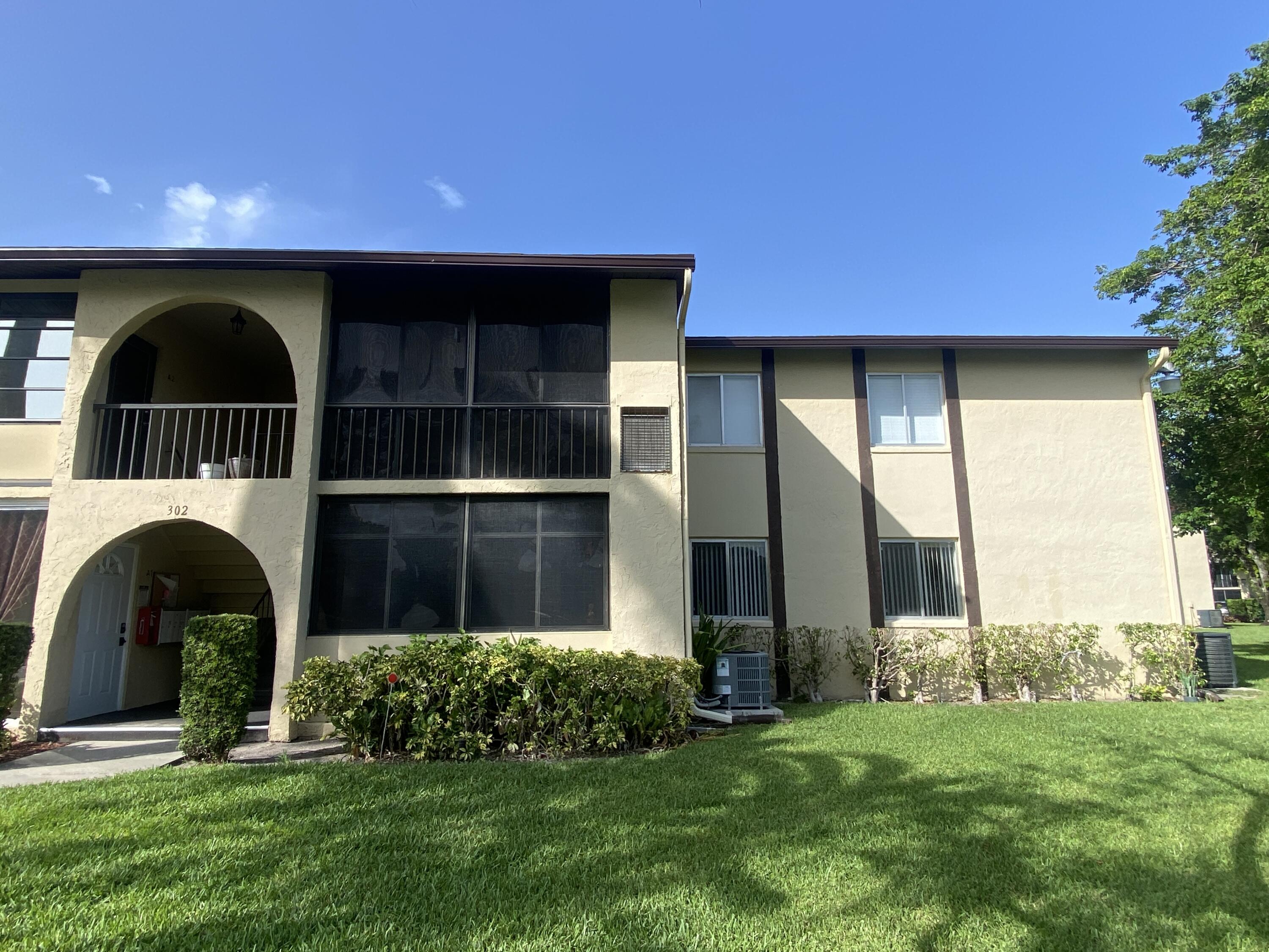 302 Pine Ridge Circle D-1