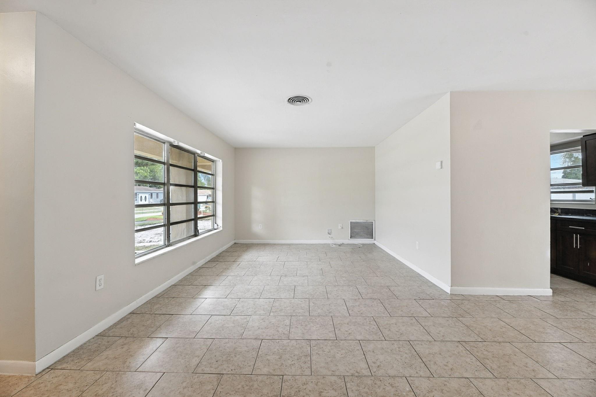 18835 NW 11th Ct
