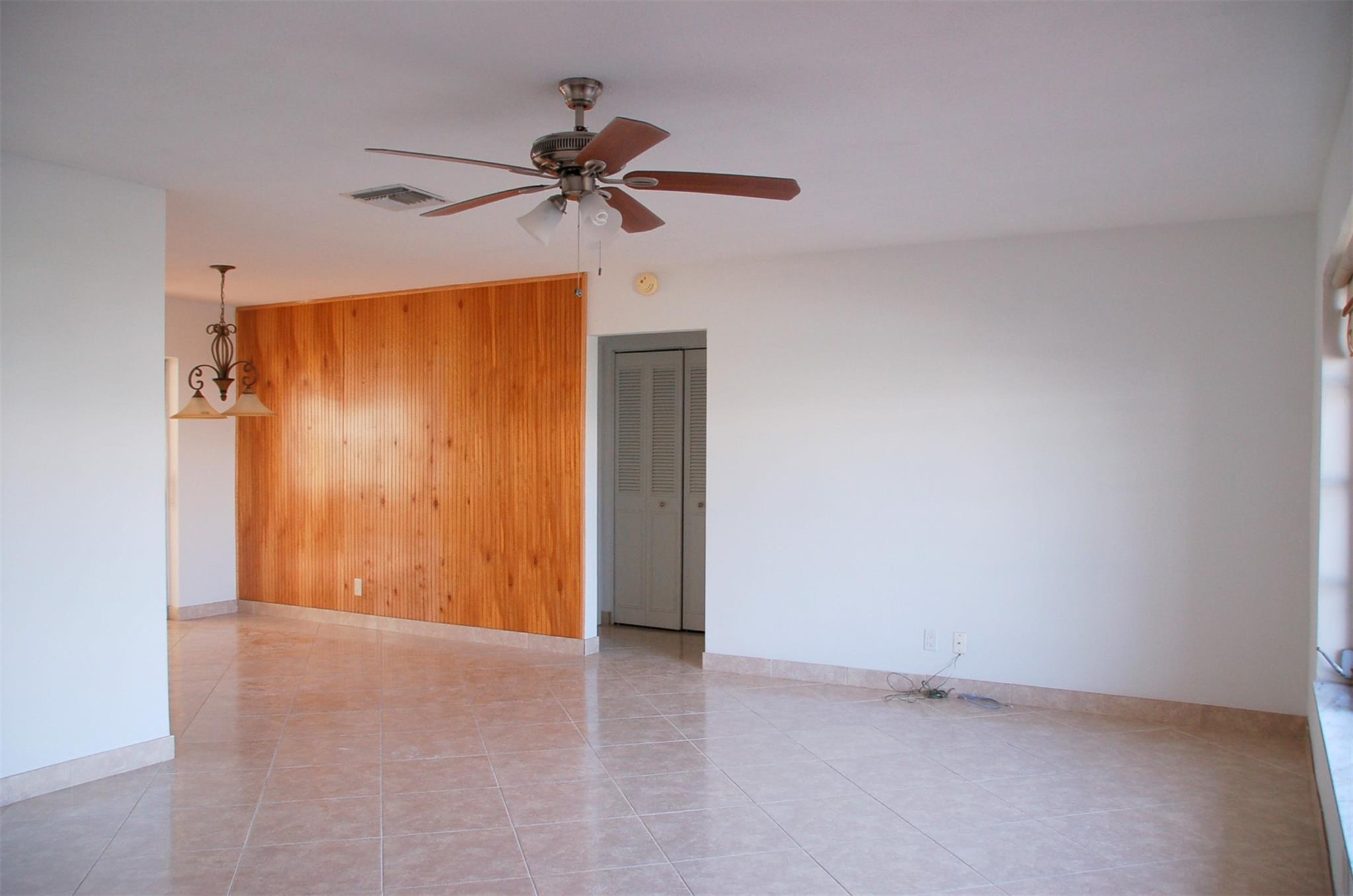 Mainlands Of Tamarac Lake - Residential
