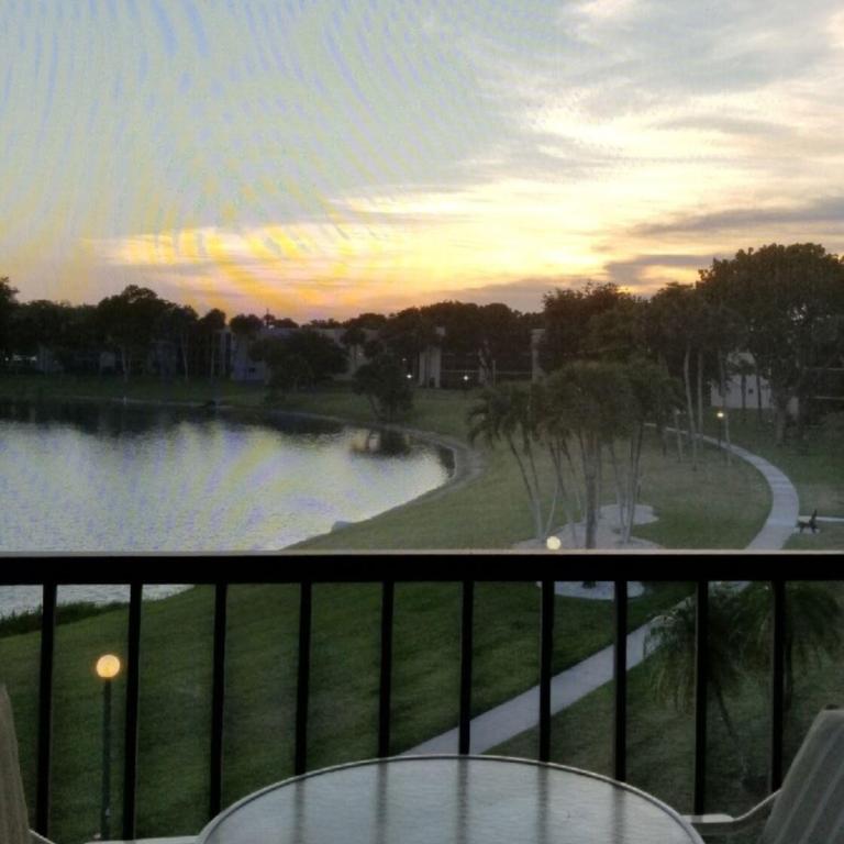 5130 Las Verdes Circle 307