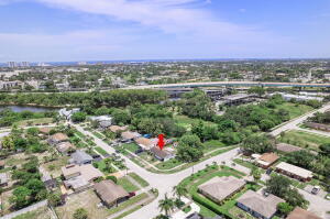 Photo of 120 NE 5th Street, Deerfield Beach, FL 33441 (MLS # R11105632)