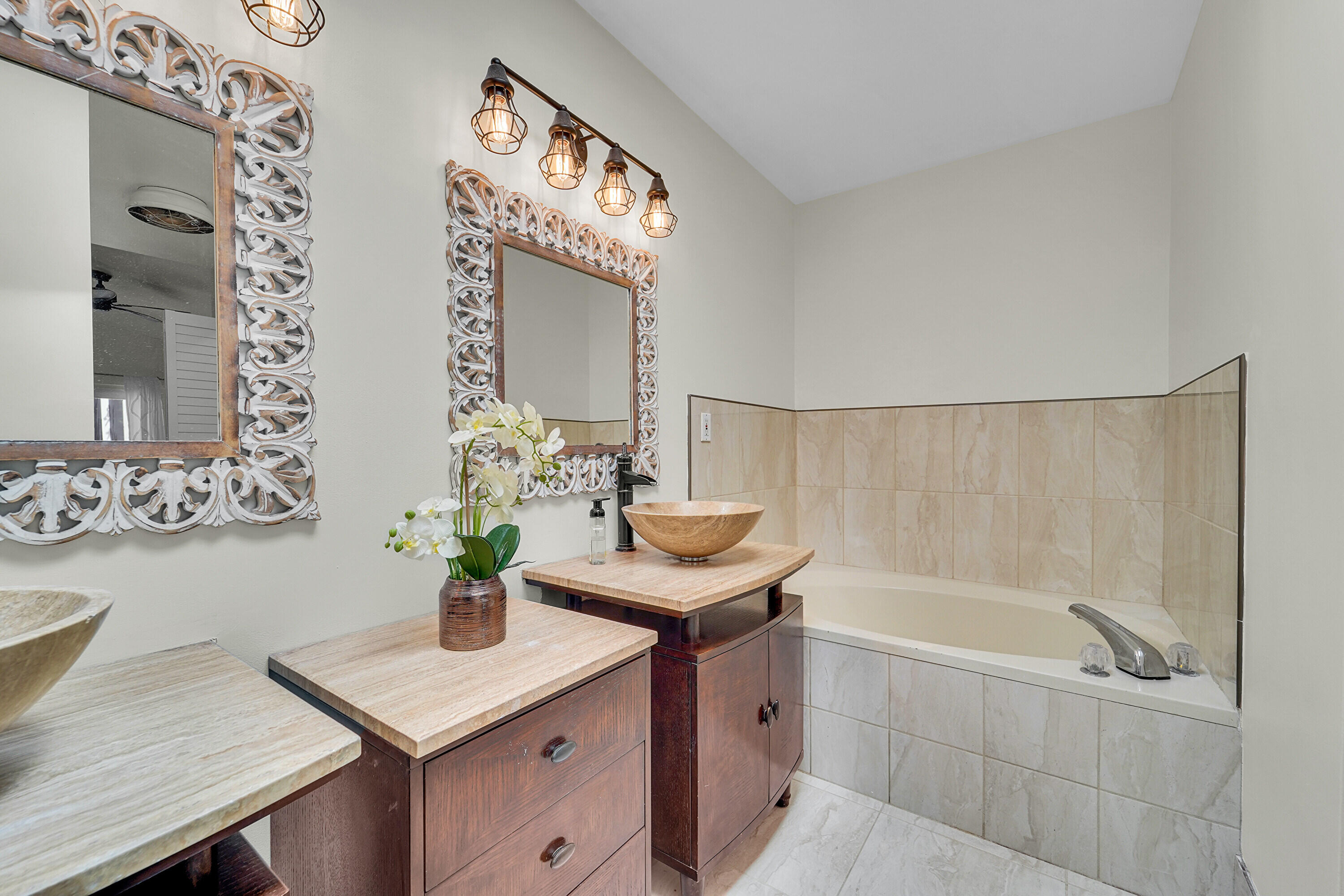 WINSTON PARK SECTION ONE - Residential