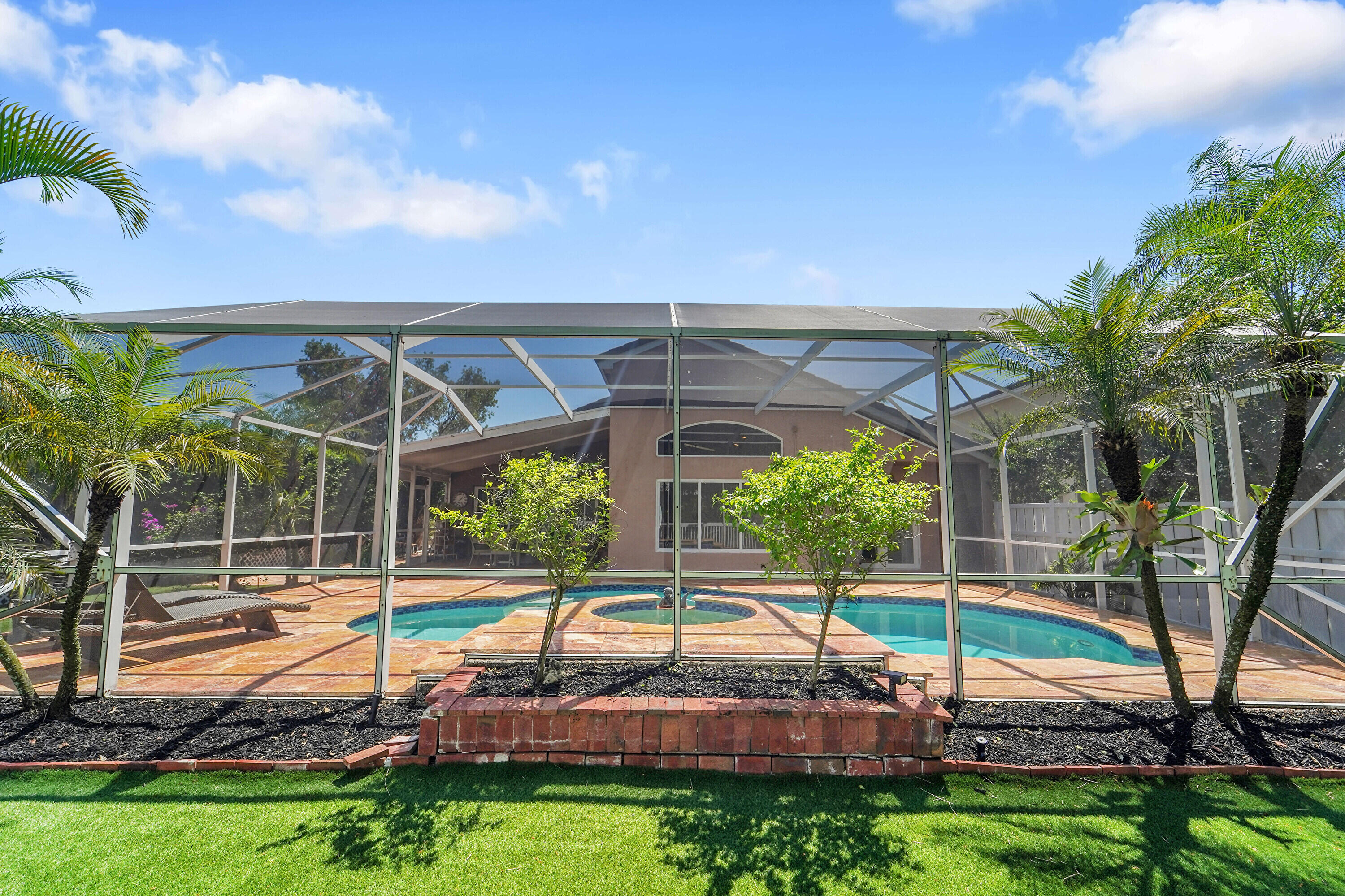 WINSTON PARK SECTION ONE - Residential