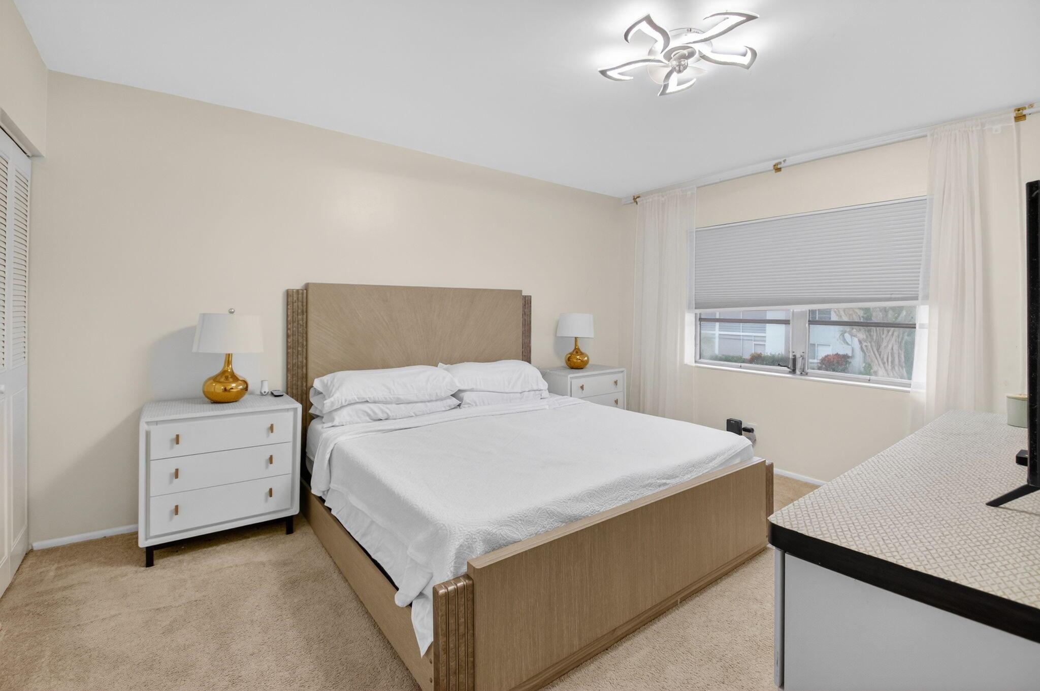 SABAL PINE CONDO - Residential