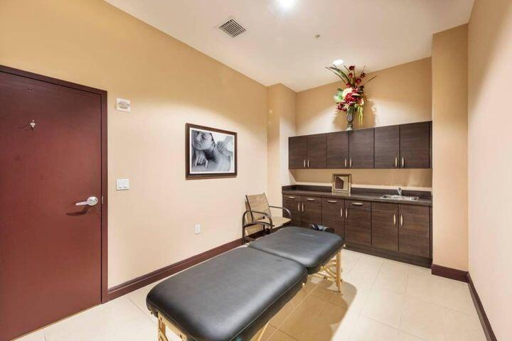 CASA COSTA CONDO - Residential Lease