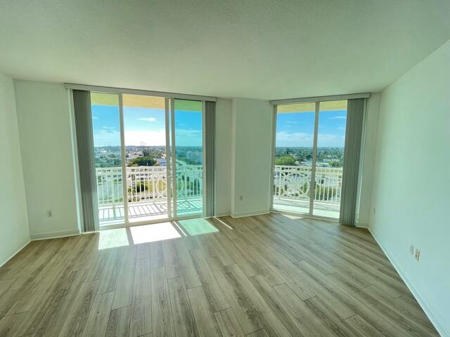 CASA COSTA CONDO - Residential Lease