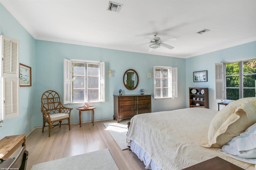 JUPITER ISLAND - Residential