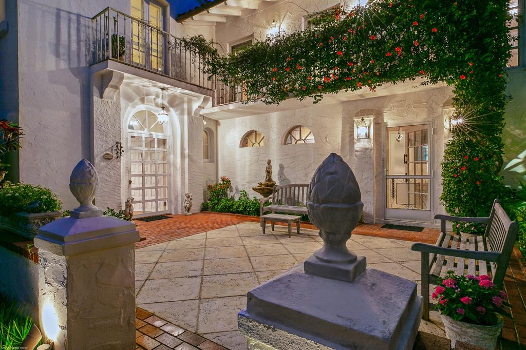 JUPITER ISLAND - Residential