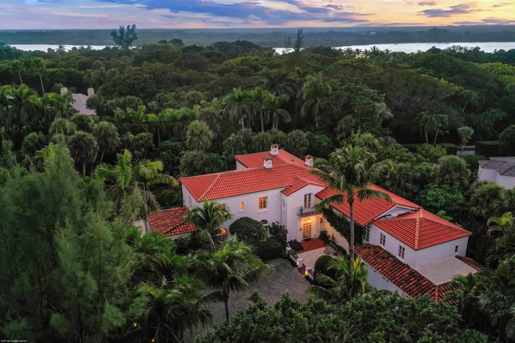 Photo of 202 S Beach Road, Hobe Sound, FL 33455 (MLS # R10759369)