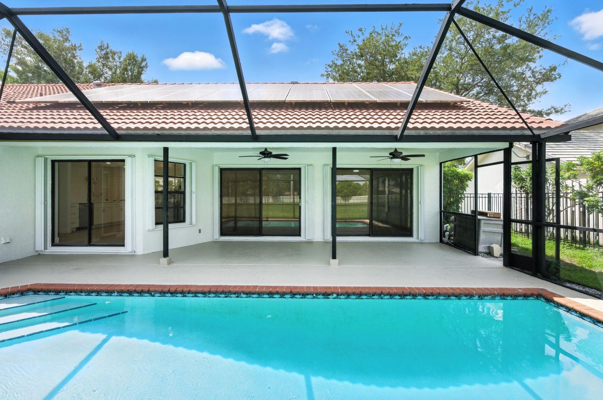 1041 AMHERST AVE, Davie, FL, 33325/$820,000 1 1041 AMHERST AVE