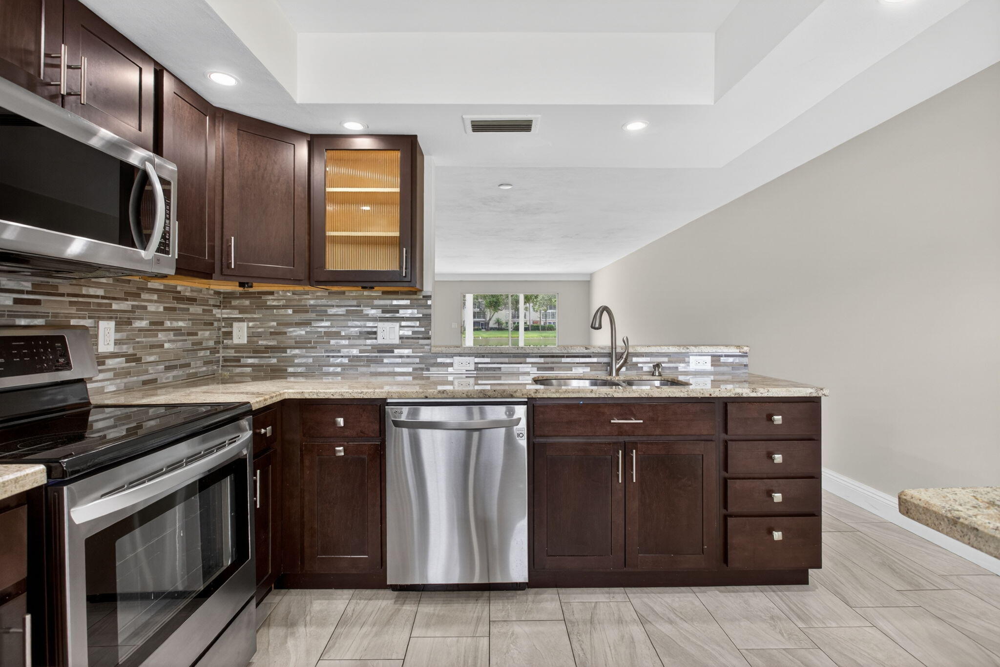 2202 Lucaya Bend B1, Coconut Creek FL 33066