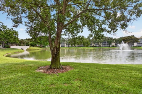 Tiny photo for 2202 Lucaya Bend #B1, Coconut Creek, FL 33066 (MLS # B26040686)