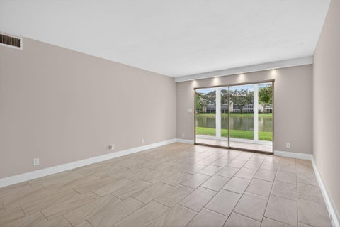 Tiny photo for 2202 Lucaya Bend #B1, Coconut Creek, FL 33066 (MLS # B26040686)