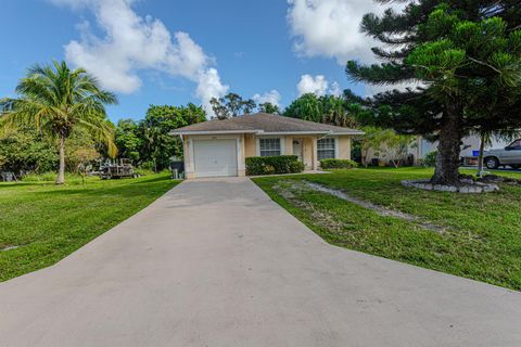 A home in Lake Worth