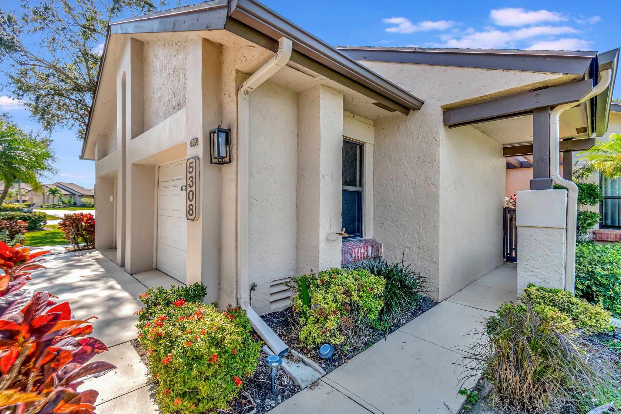 5308 Fairway Woods Drive 4712