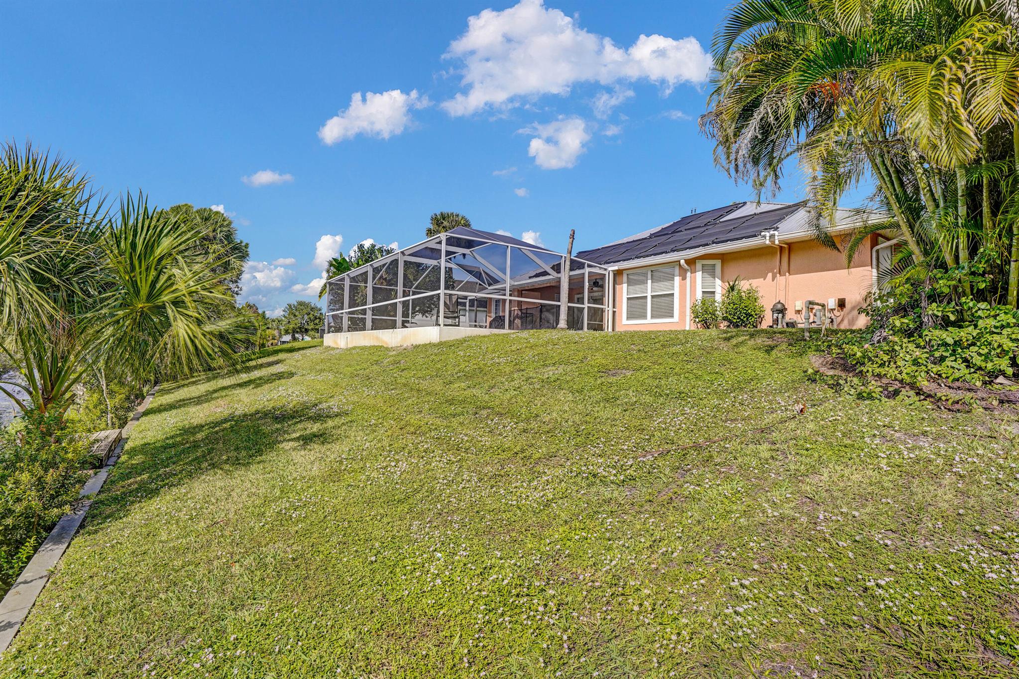 SEBASTIAN HIGHLANDS UNIT - Residential