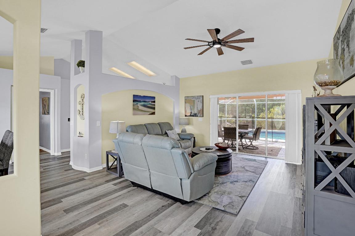 SEBASTIAN HIGHLANDS UNIT 17 - Residential