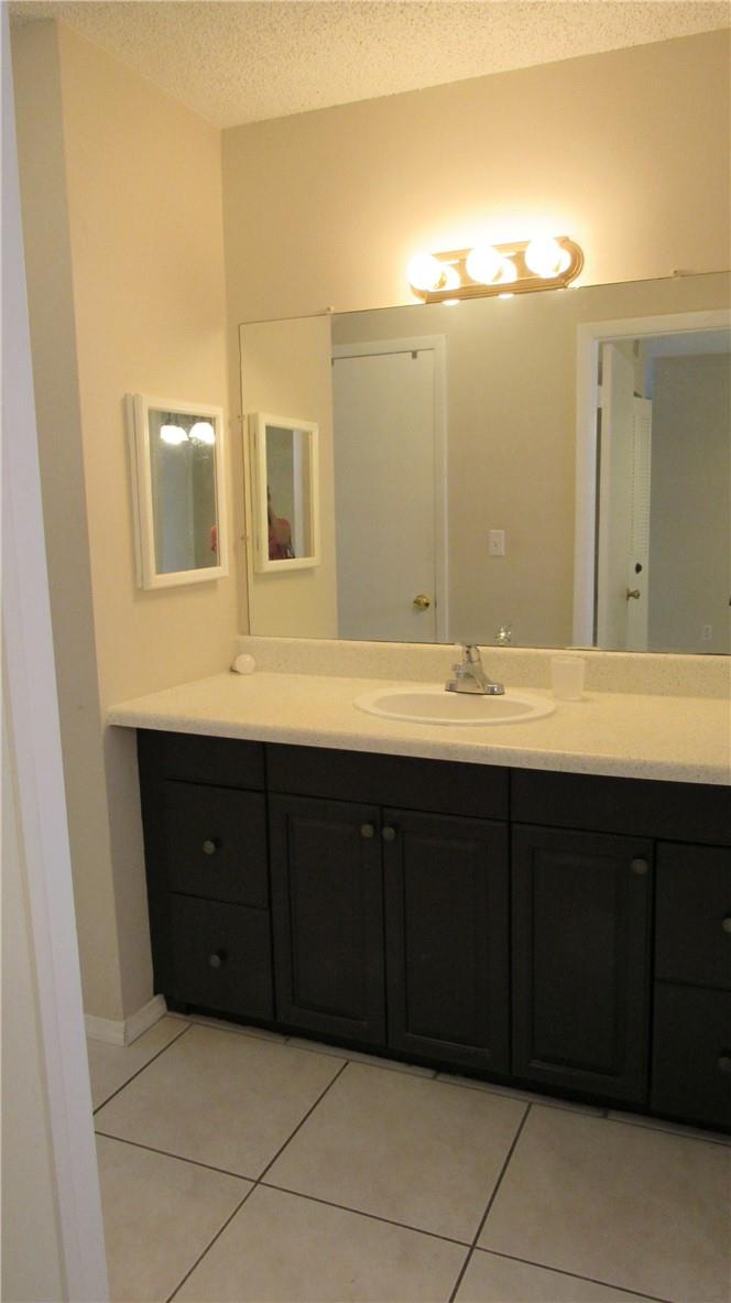 Margate Village Ph II Con - Residential Lease
