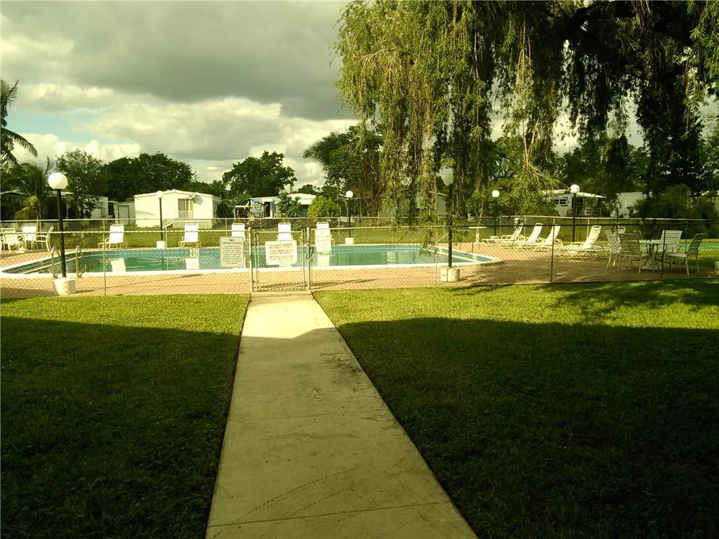 Margate Village Ph II Con - Residential Lease
