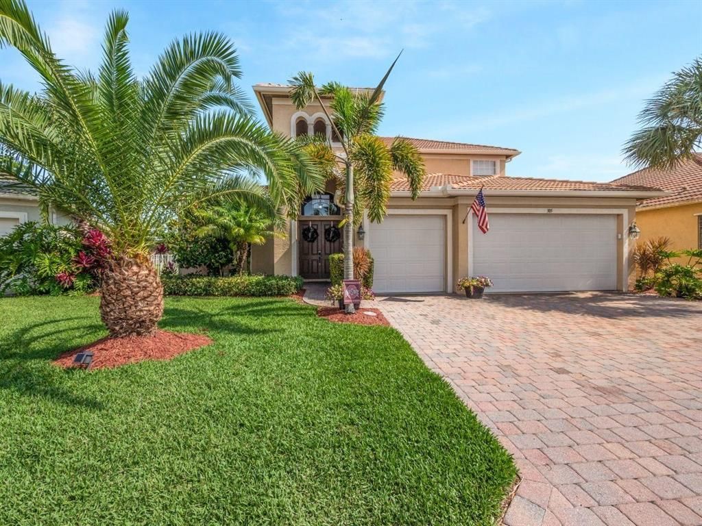 Photo of 305 NW Binghampton Lane Ln, Port St Lucie, FL 34983 (MLS # R10723228)