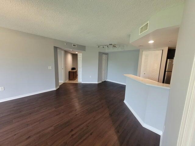 4155 N Haverhill Road 1407