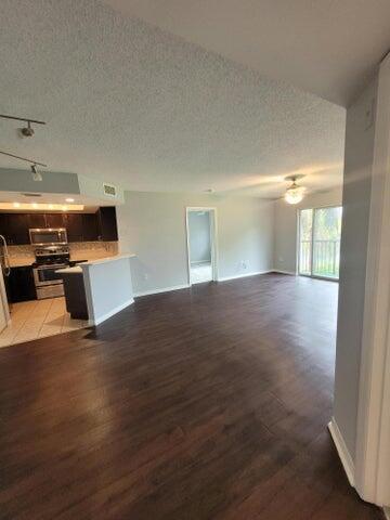 4155 N Haverhill Road 1407