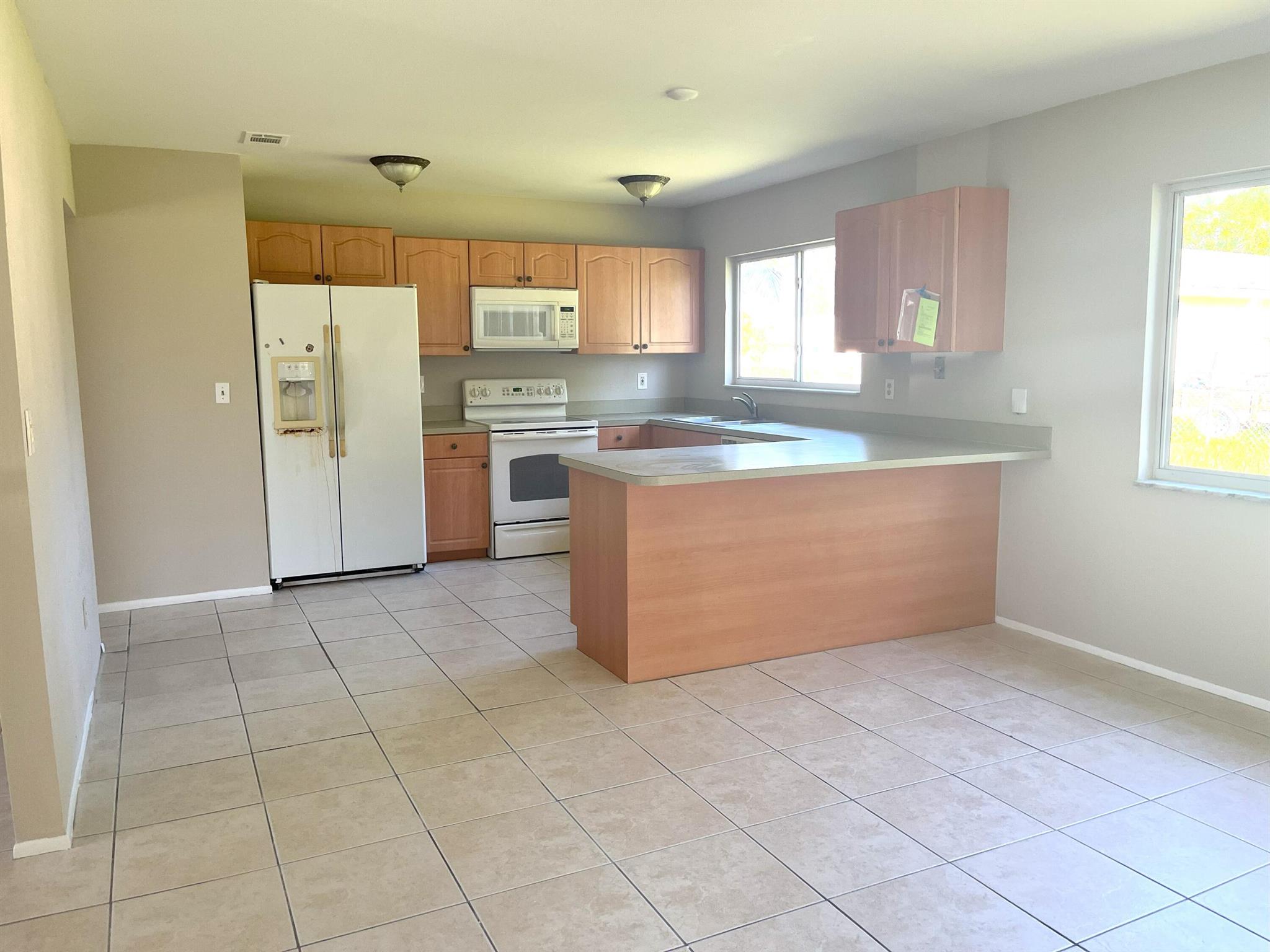 PORT ST LUCIE SECTION 41 - Residential Lease