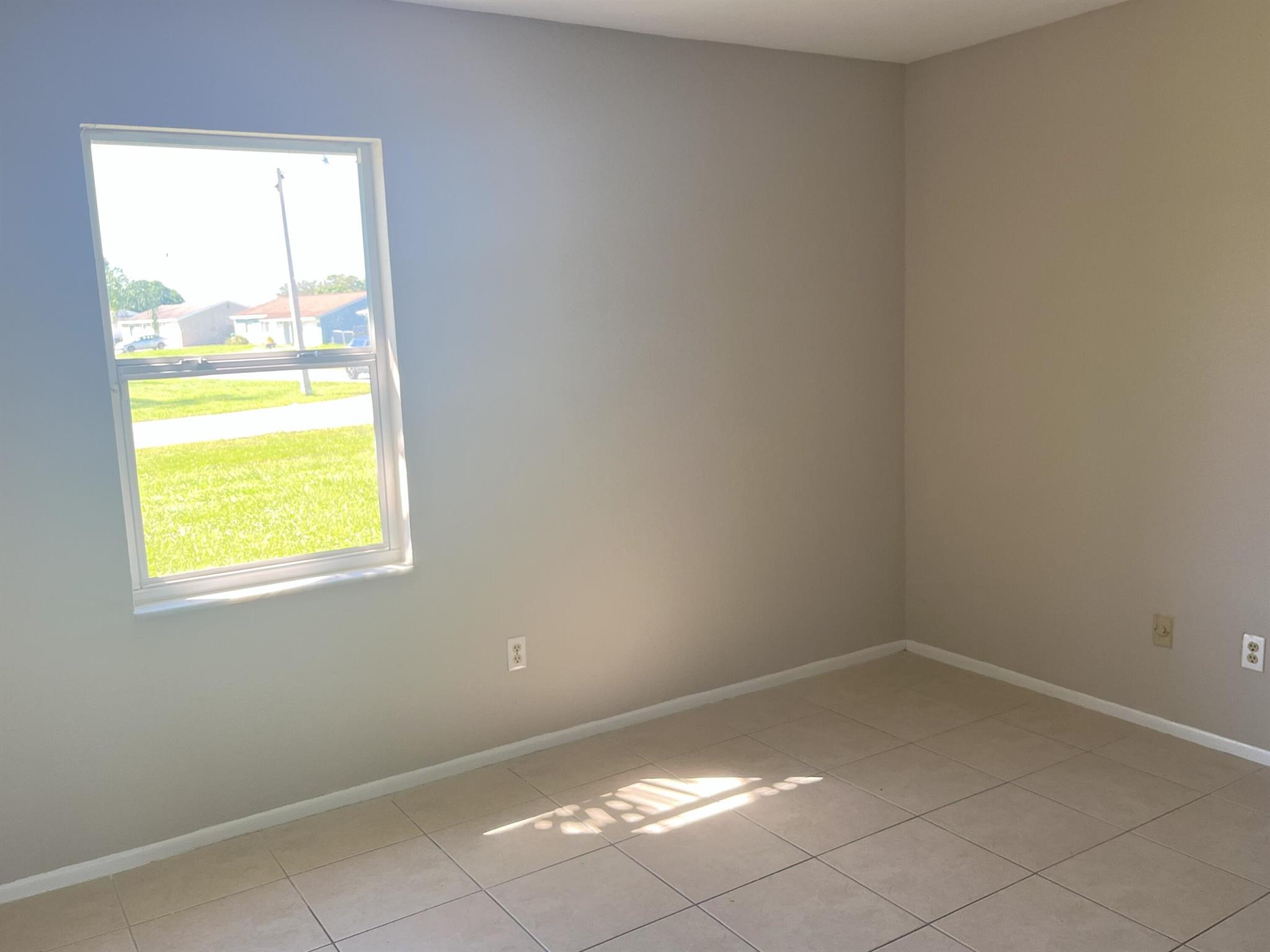 PORT ST LUCIE SECTION 41 - Residential Lease