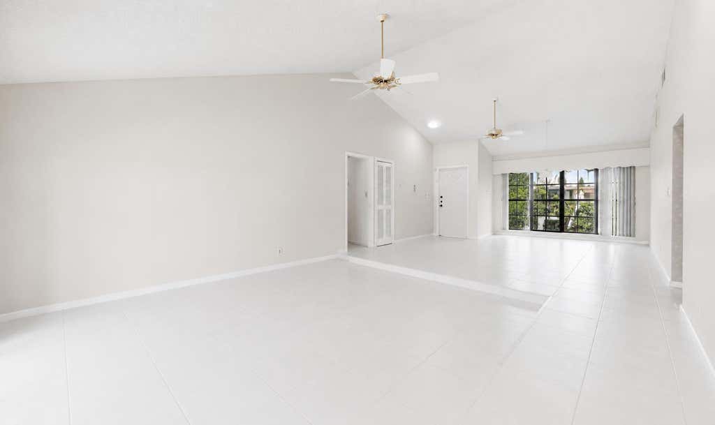 Photo of 5055 NW 89TH Way, Coral Springs, FL 33067 (MLS # B26064007)