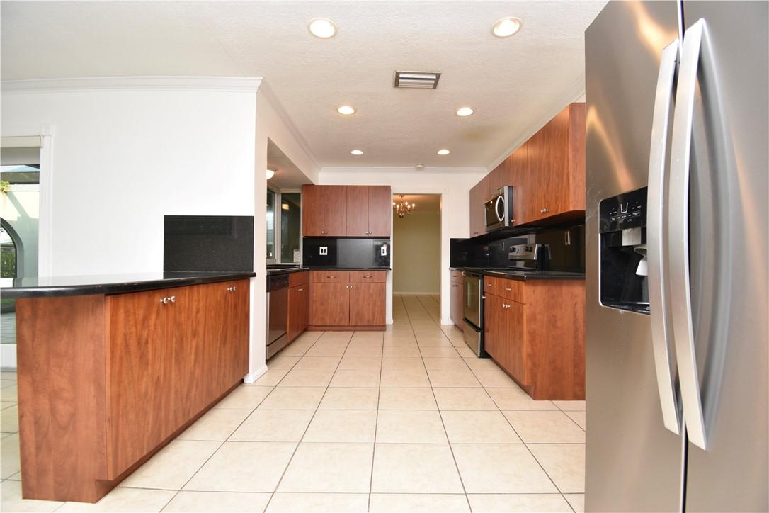 Hollywood Hills Amd 6-31 - Residential