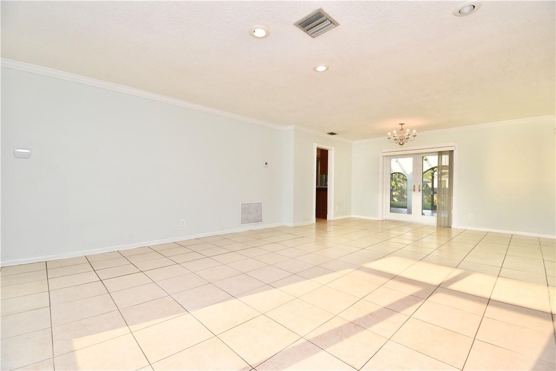 Hollywood Hills Amd 6-31 - Residential