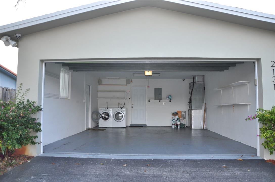 Hollywood Hills Amd 6-31 - Residential