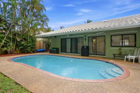 Tiny photo for 2145 NW 85th Lane, Coral Springs, FL 33071 (MLS # B26040393)