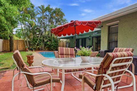 Tiny photo for 2145 NW 85th Lane, Coral Springs, FL 33071 (MLS # B26040393)