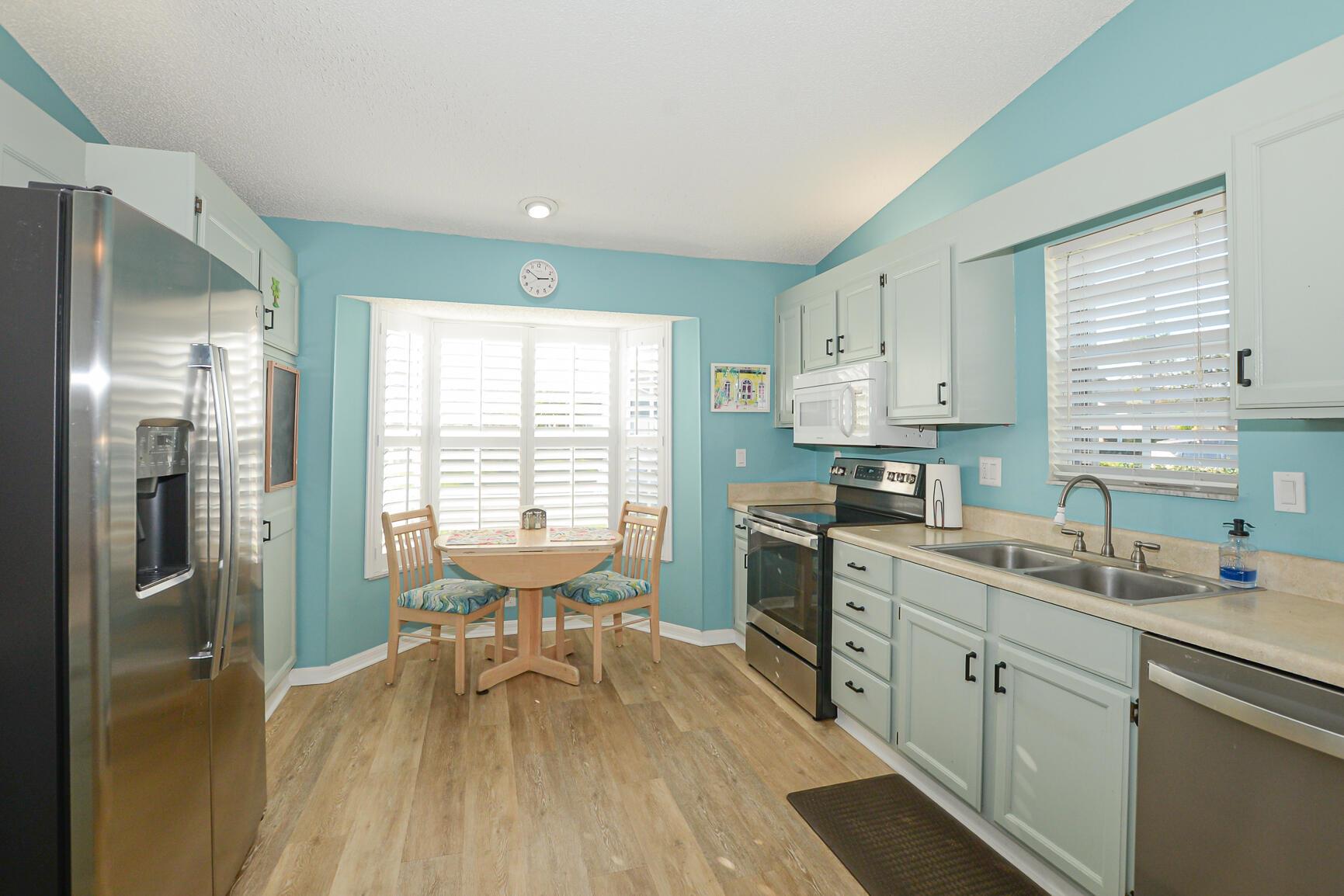 GARDEN VILLAS OF GATOR TR - Residential