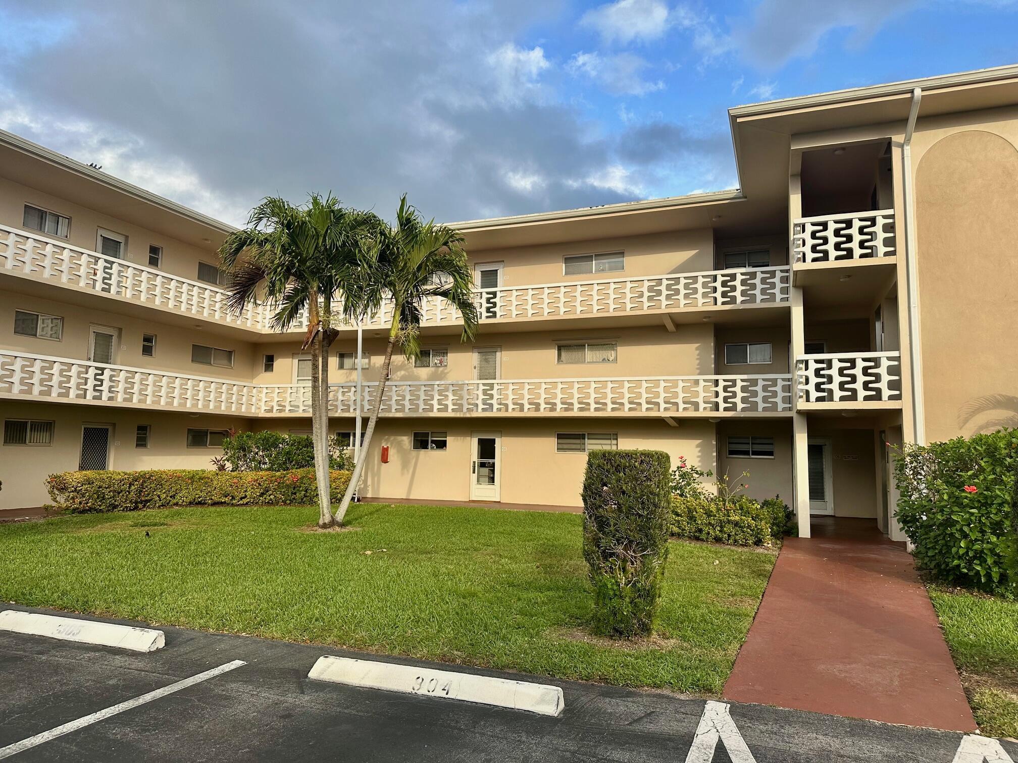 LAKE CLARKE GARDENS CONDO 6 - Residential Lease