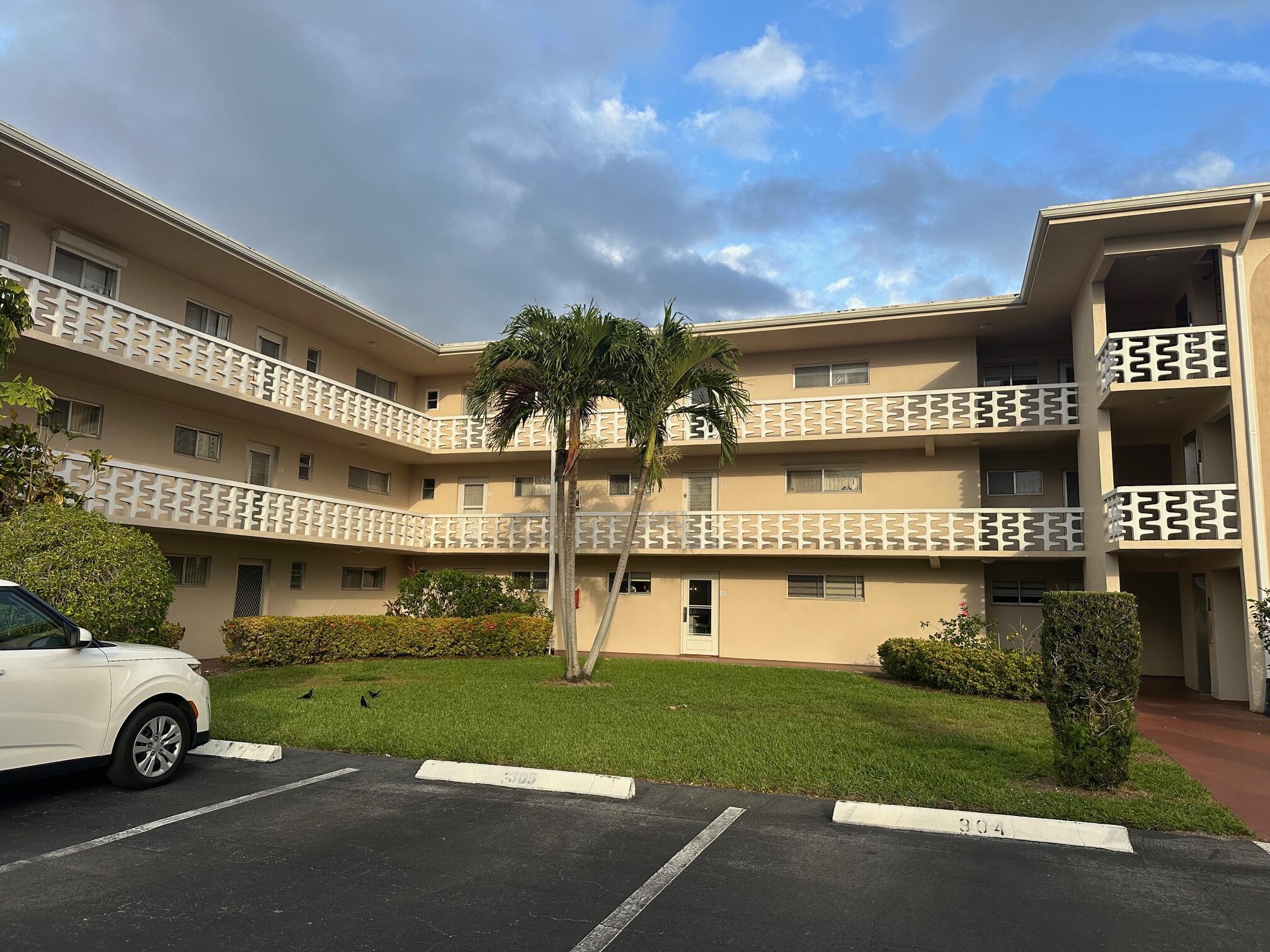 LAKE CLARKE GARDENS CONDO 6 - Residential Lease