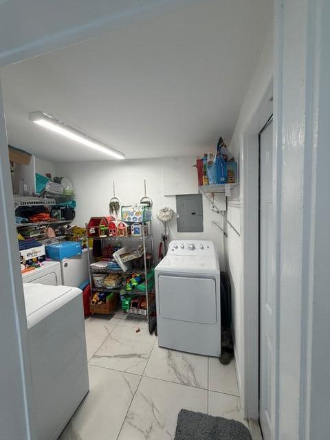 PALM SPRINGS VILLAGE 2 - Residential