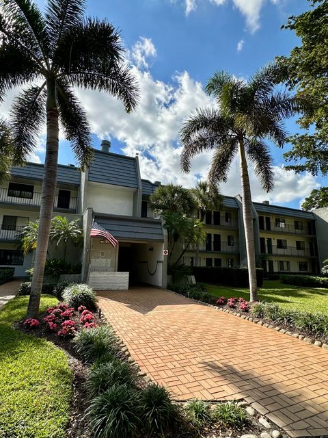 A home in Lake Worth