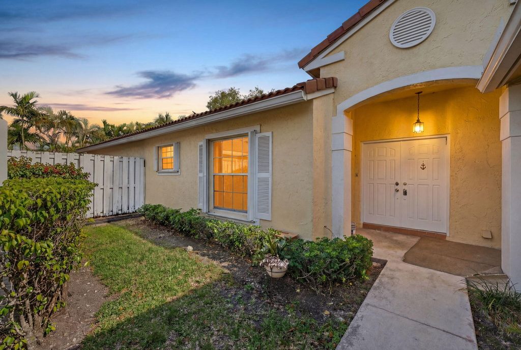 Photo of 9549 NW 9th Court, Plantation, FL 33324 (MLS # B26007272)