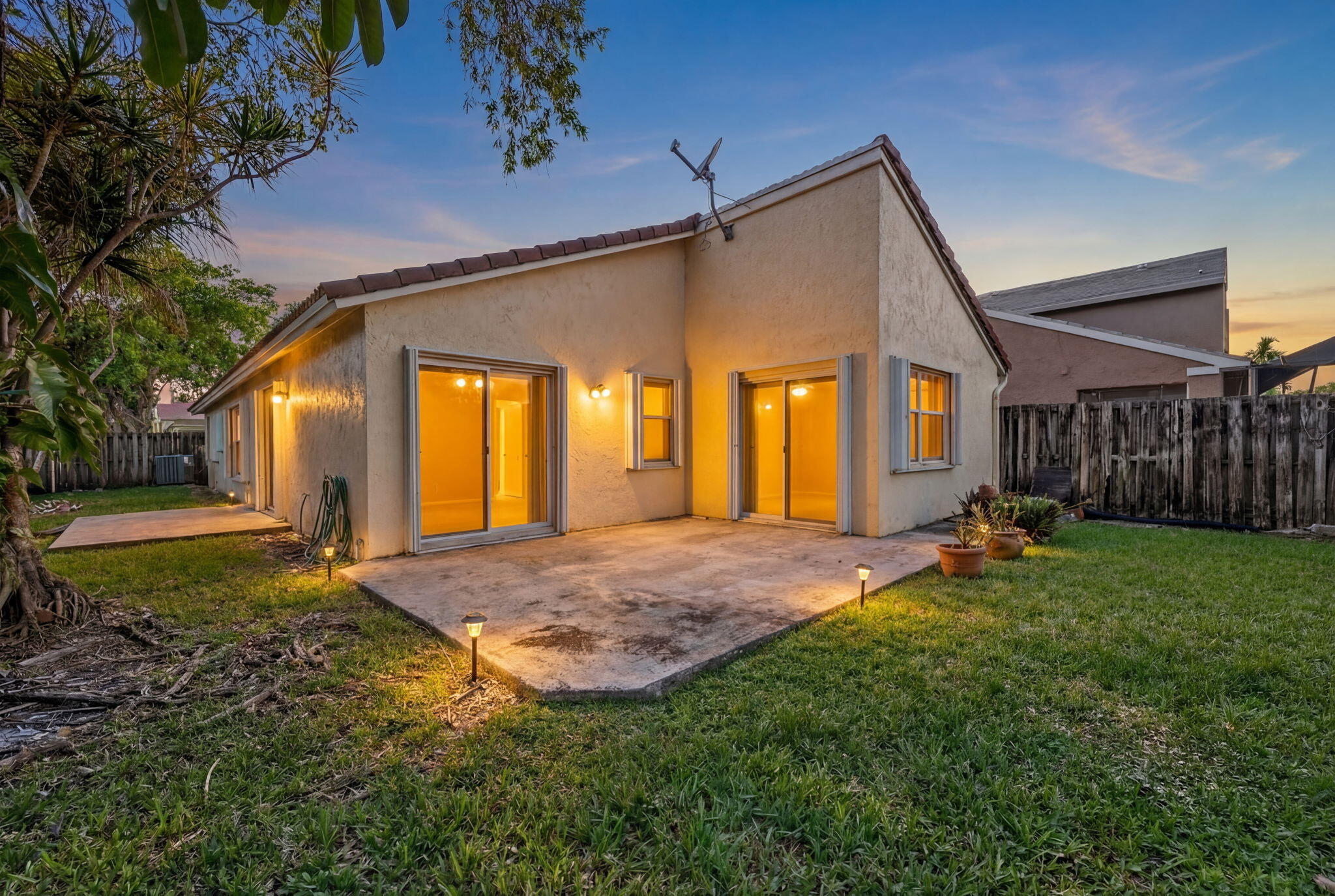 JACARANDA - Residential